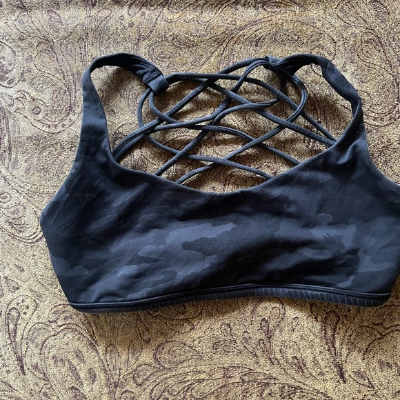 Women's free to be Sports Bra - Pink, Black, and Camo - Picture 4 of 4